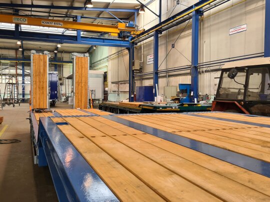 Naczepy niskopodwoziowe